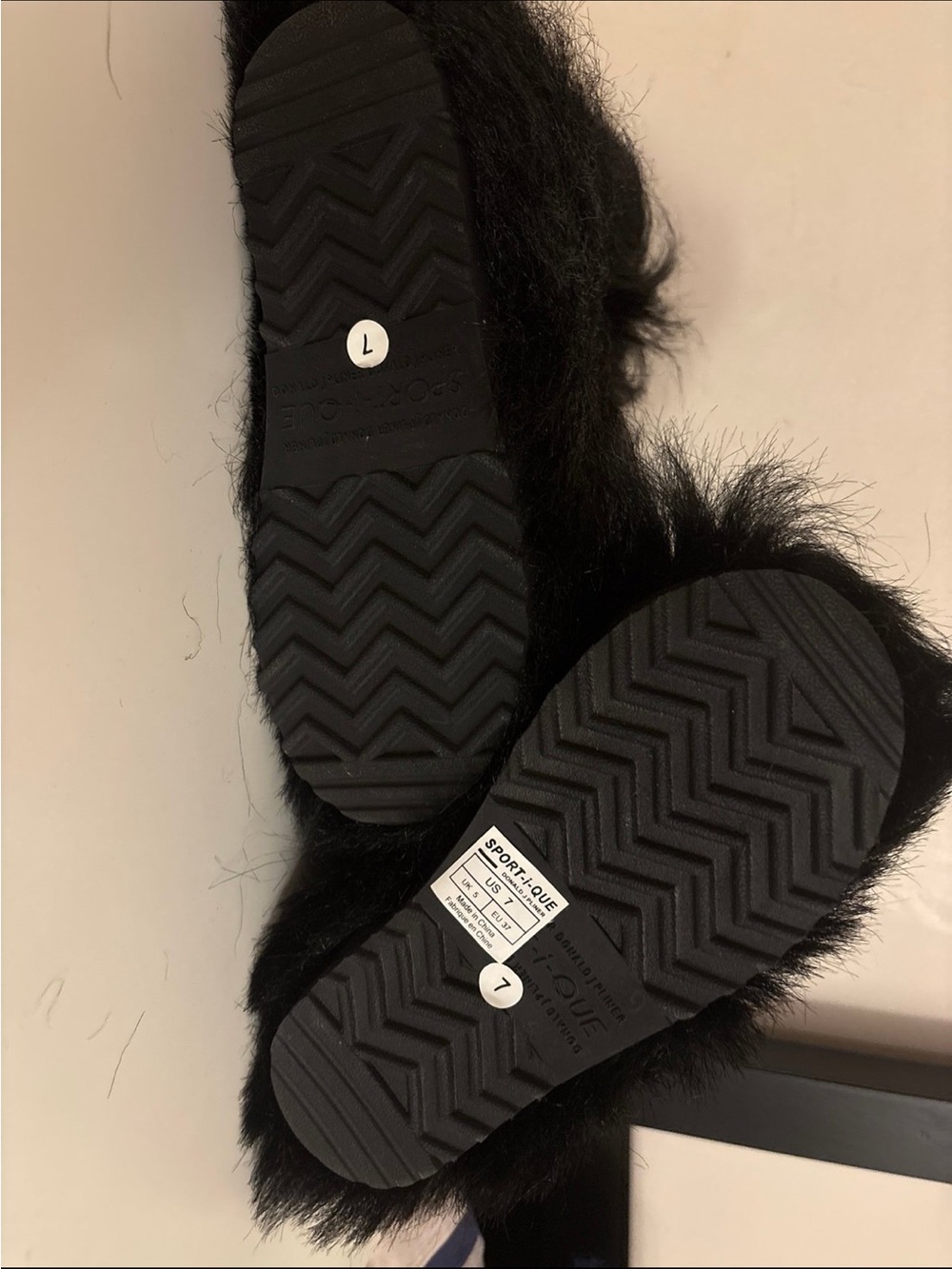 Black Faux Fur Boots - Cozy Statement Footwear 7 like new - Picture 3 of 6